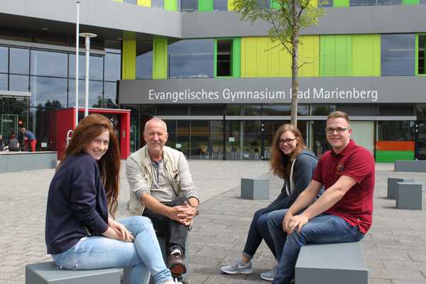 Gymnasiasten aus Bad Marienberg leisten Hilfe in den USA - WW-Kurier - Internetzeitung für den Westerwaldkreis