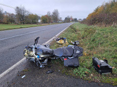 Erstmeldung: Schwerer Motorradunfall auf der L300
