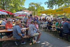 Sommerfest in Heddesdorf zieht zahlreiche Besucher an