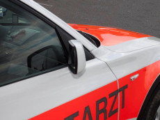 Unfall auf Parkplatz: 77-Jhrige in Linz am Rhein von Pkw erfasst