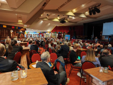 NetzwerkB�hne Handwerk: Ein Abend voller Comedy und Variet� in Altenkirchen