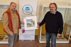 Erfolgreiche Versteigerung: Kunstaktion "Fifty-Fifty" bringt ber 600 Euro fr Stiftung Caput Limitis