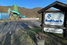 B�schungssicherung an der L 256: Sperrung des Buchenauer Wegs