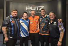 Dartspektakel in Troisdorf: Marco Zeuner aus Altenkirchen �berzeugt bei Champs of Darts