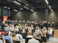 Brackley Wind Orchestra begeistert Montabaur: Ein musikalisches Fest der Partnerschaft
