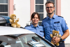 Pl�schige Helfer im Einsatz - Seelentr�ster-Teddys f�r Rheinland-Pfalz