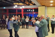 Knigsball in Giershofen: Festlicher Abend der Schtzengilde