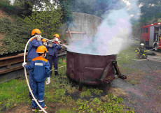 24-Stunden-�bung der Jugendfeuerwehr Sch�nstein: Einblicke in den Feuerwehralltag