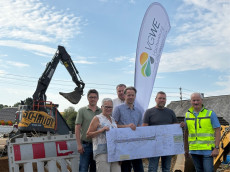 Hofbergstra�e in M�schenbach: Moderne Infrastruktur nimmt Gestalt an