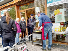 �ber 100 Stimmen f�r die "Schau-Mich-An-Aktion" im Unikum Regionalladen Altenkirchen