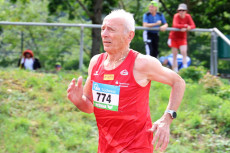 Top-Seniorensprinter Friedhelm Adorf sammelt weitere drei nationale Medaillen 