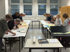 Kunst kennt kein Alter: Senioren pr�sentieren Werke bei "Kunst im Karree"