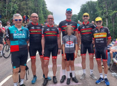 Betzdorfer Radsportler erleben die Tour de France hautnah