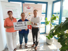 Pizzabacken f�r den guten Zweck: Spende f�r den Hospizverein Altenkirchen