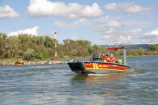 Wasserretter im Einsatz: DLRG Westerwald-Taunus stellt sich dem Rhein