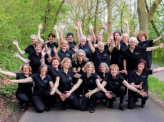 Wandelkonzert des Frauenchor "C�cilia" Gladbach in der Abtei Rommersdorf