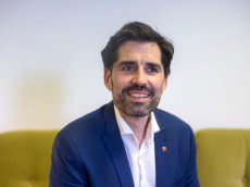 Deutscher Buchpreis f�r Shida Bazyar - Minister lobt mutigen Roman