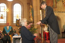 Gottesdienst in Wei�enthurm: Aufnahme von 32 Personen in der Ritterschaft vom Heiligen Sebastianus in Europa