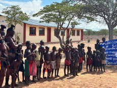 Global office: Neues Sanit�rgeb�ude f�r Grundschule im Kaokoveld