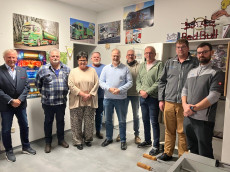 F�hrerscheinausbildung im Fokus: MdB Harald Orthey sucht Dialog mit Fahrschulen