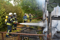 Vollbrand eines Ger�teschuppens in Selters