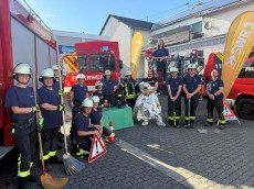 Freiwillige Feuerwehr Rengsdorf triumphiert bei "SWR1 Hitparade On Fire"