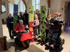 Kunst in Montabaur: Seelenbretter der Hoffnung inspirieren Besucher
