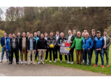 Fu�ball f�r den guten Zweck in Waldbreitbach: VG-Auswahl trifft auf Lotto-Elf