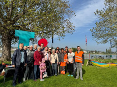 Gemeinschaftsaktion "Linz putzt sich raus" versch�nert die Stadt