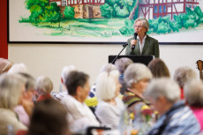 Frstin Sophie Charlotte zu Wied inspiriert Frauen in Nordhofen