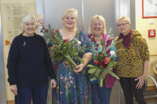 Susanne Schwartz und Helmi Tischler-Venter bringen Farbe in das Heinrich-Haus Seniorenzentrum
