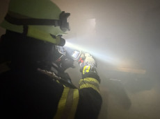 Feuerwehr-Gemeinschafts�bung in Hellenhahn-Schellenberg simuliert Gro�brand