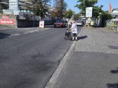 Stadtrat Unkel beschlie�t Ma�nahmen zur Verkehrssicherheit am Vorteil-Center