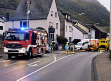 Verkehrsunfall auf der B42 in Leutesdorf sorgt f�r Stau