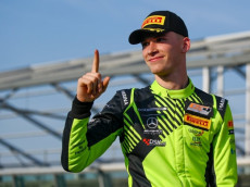 Enrico F�rderer startet als Halbzeitmeister in Misano