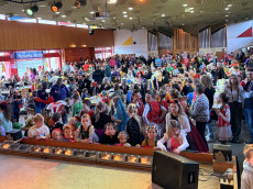 Buntes Treiben beim Kinderkarneval in Neuwied
