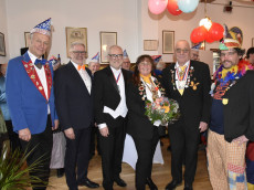 Harry Vollmer wird mit dem Karnevalistischen Orden der Stadt Unkel ausgezeichnet