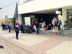 Kleidertauschparty belebte die Altenkirchener Innenstadt