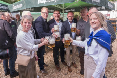 Gelungener Auftakt in Steimel: Kartoffelmarkt feiert ausgelassenen Start und l�dt zum Festwochenende