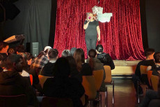 Theaterprojekt an der Kinzing-Schule Neuwied: Authentische Einblicke in die Welt der Sucht