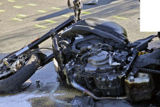 Aktualisiert: Unfall auf der L276 - Motorradfahrer stirbt bei Kollision mit Wohnmobil