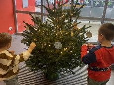 Besinnliche Weihnachtsfeier in der Kindertagesst�tte Kleine H�nde in Altenkirchen