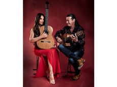 Klangvolle Fusion: Lulo Reinhardt und Yuliya Lonskaya verzaubern H�hr-Grenzhausen