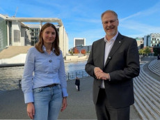 Einblick in den Bundestag: Lara Stenske erlebt Politik hautnah