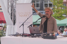 Chillige Beats und goldene Stunden: Gelungener Sommerabschluss beim Hachenburger "Golden Markt"