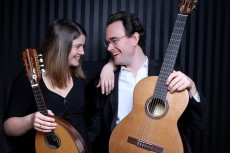 Mandoline und Gitarre: Ein Duo erweckt alte Kl�nge