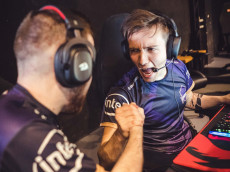 Nicole nrgelt ... ber die "Fridays gegen Wehrpflicht"-Schulschwnzer