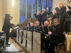 Neujahrskonzert in Kleinmaischeid: Big Band Georg Wolf mit neuem Dirigenten