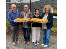 Oster-Geschenke f�r das Haus Mutter Teresa in Niederfischbach