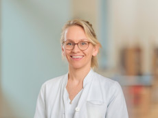 PD Dr. Sabine Sch�tze st�rkt Geburtshilfe im Marienhaus Klinikum Neuwied-Waldbreitbach